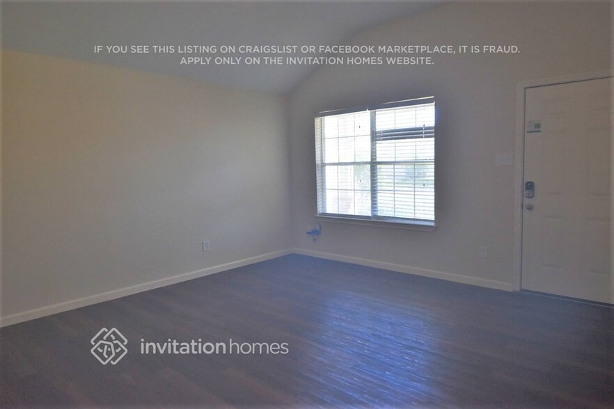 Building Photo - 8567 Chaletford Dr