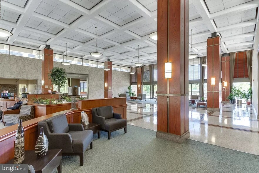 Building Photo - 5501 Seminary Rd