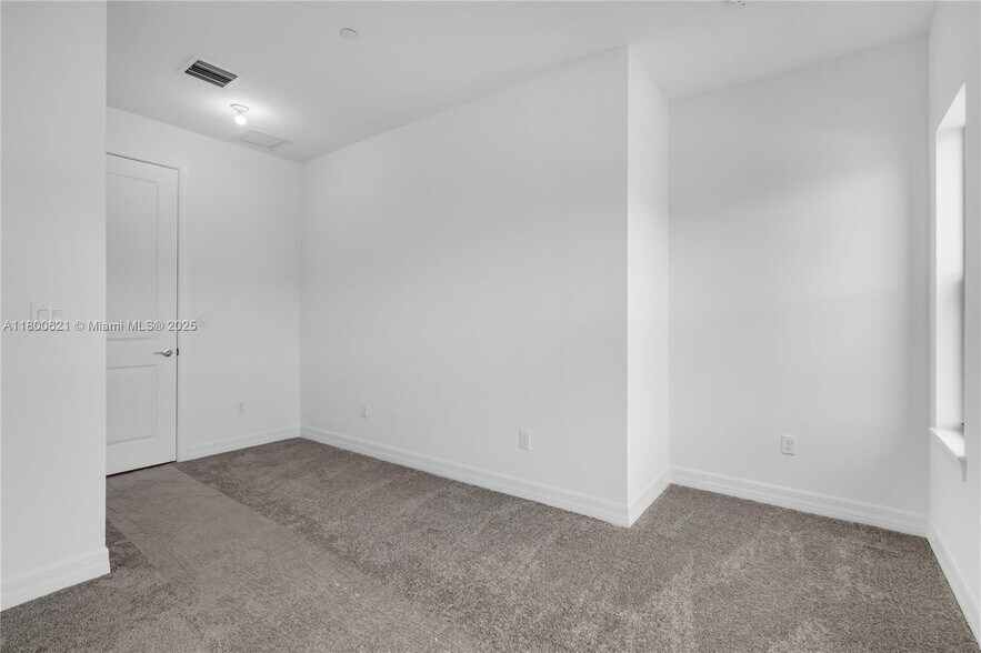 Building Photo - 8353 NW 7th Pl