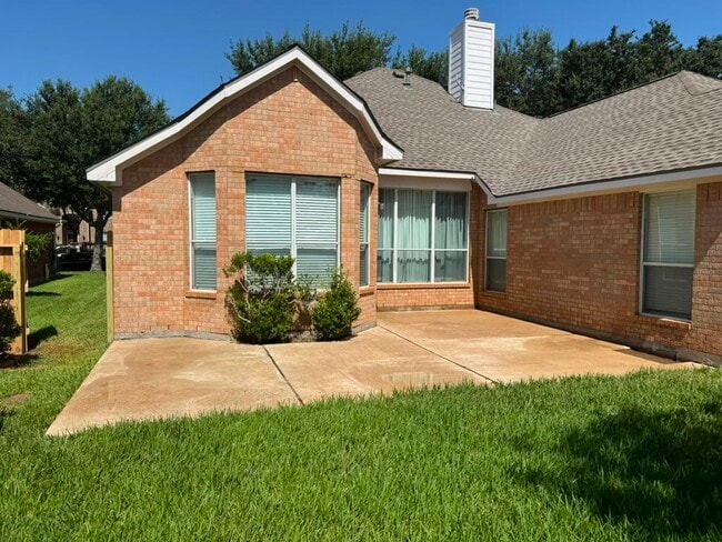 Building Photo - 2607 Plantation Hollow Ct