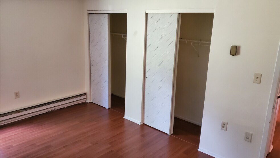 Building Photo - 11 Pine Cluster Cir