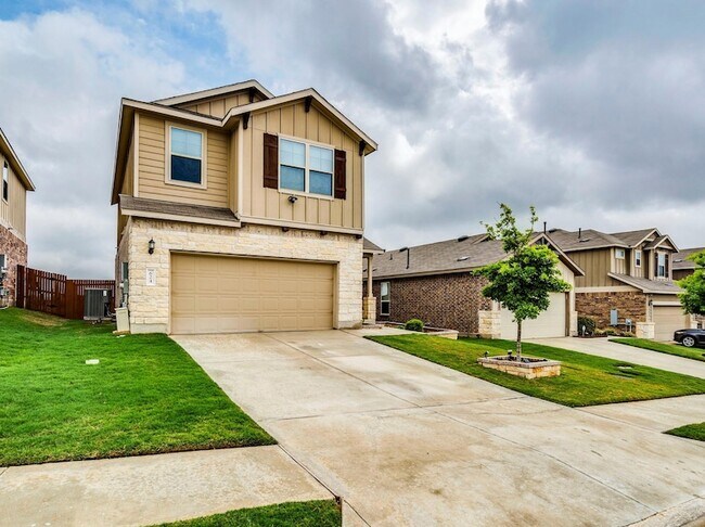 Building Photo - 624 Pepperbark Loop