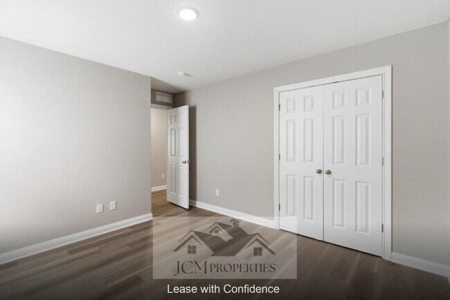 Building Photo - 109 Lambert Fld