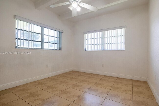 Building Photo - 7620 SW 82nd St