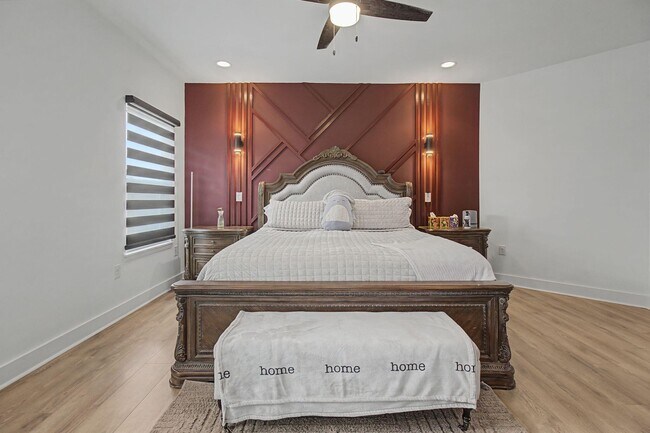 Building Photo - 197 W 1st Ave