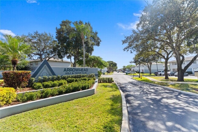 Building Photo - 8089 SW 18th Ct