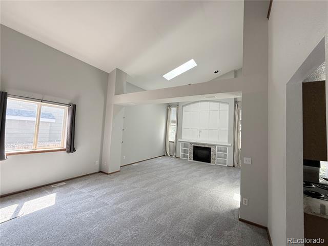 Building Photo - 8773 Pochard St