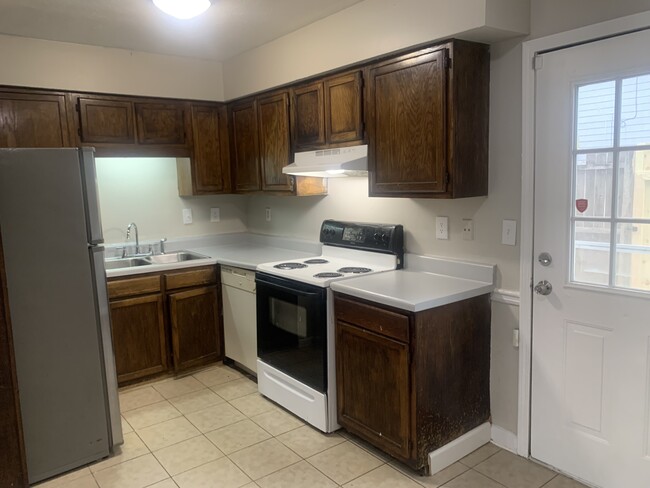 Building Photo - 2659 Evans Mill Dr