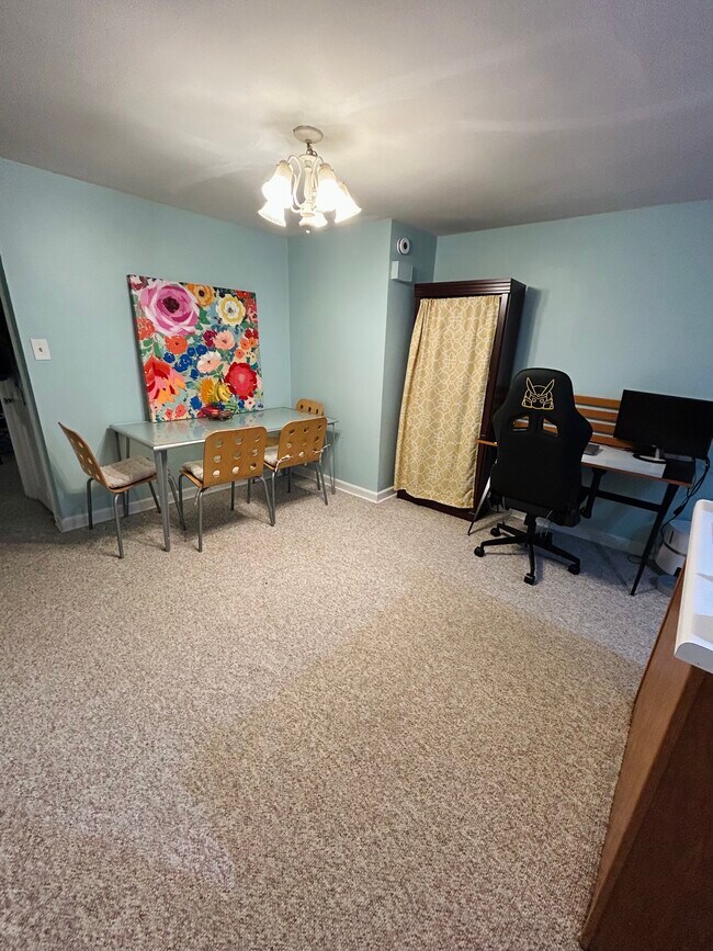 Building Photo - 1377 Scott Blvd