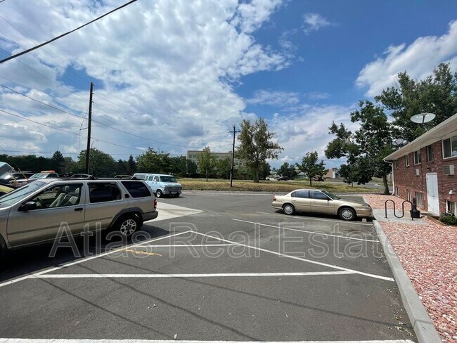 Building Photo - 12111 W Nevada Dr