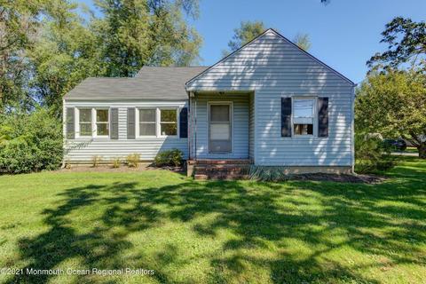 Building Photo - 636 Squankum Yellowbrook Rd