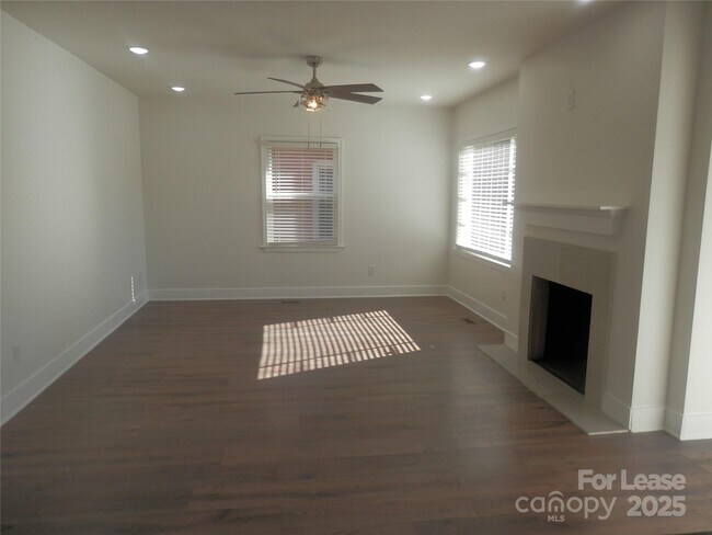 Building Photo - 1712 Washington Ave