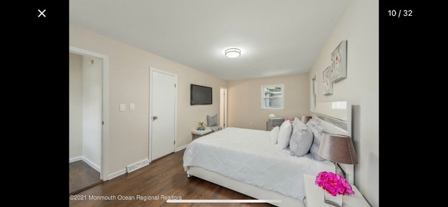 Building Photo - 68 Monroe Ave