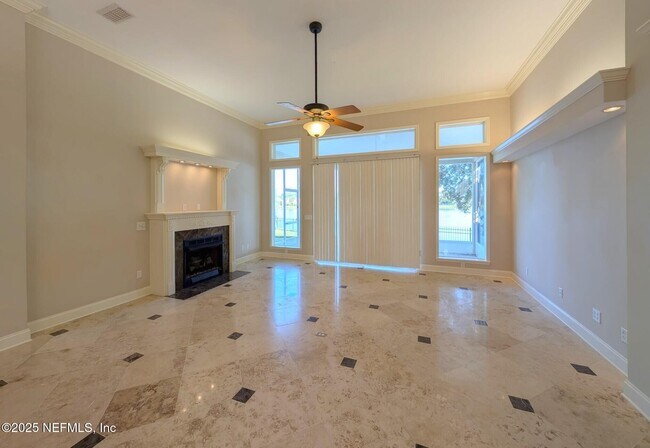 Building Photo - 128 Summer Tree Ct