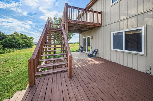 Building Photo - 2608 Brooke Bend