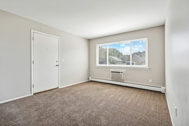 Building Photo - 1437 Ford Ave