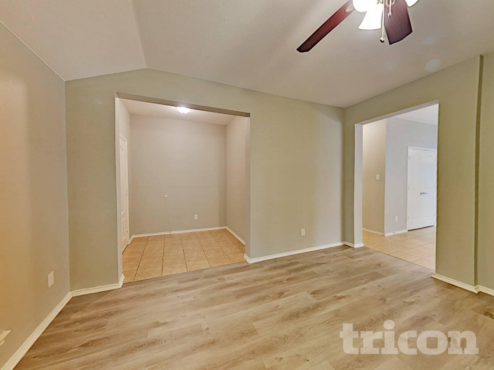 Building Photo - 626 Chapman Dr