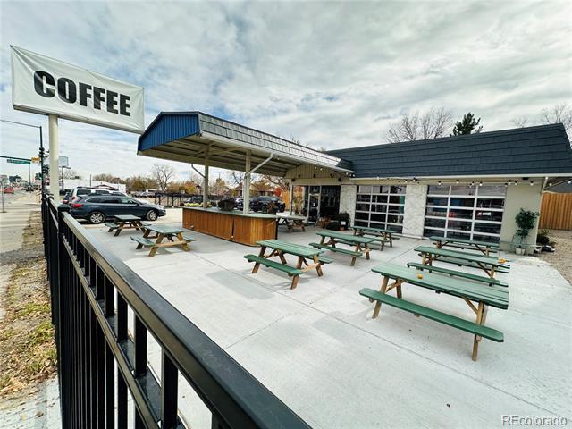 Building Photo - 1464 Stuart St