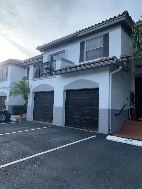 Building Photo - 785 SW 148th Ave