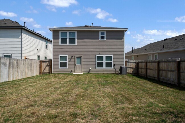 Building Photo - Great home with a great price!