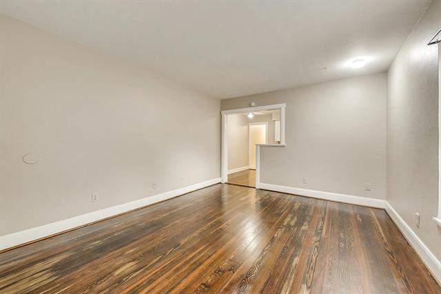 Building Photo - 202 S Willomet Ave