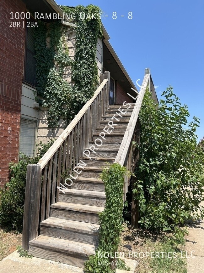 Building Photo - 1000 Rambling Oaks Dr