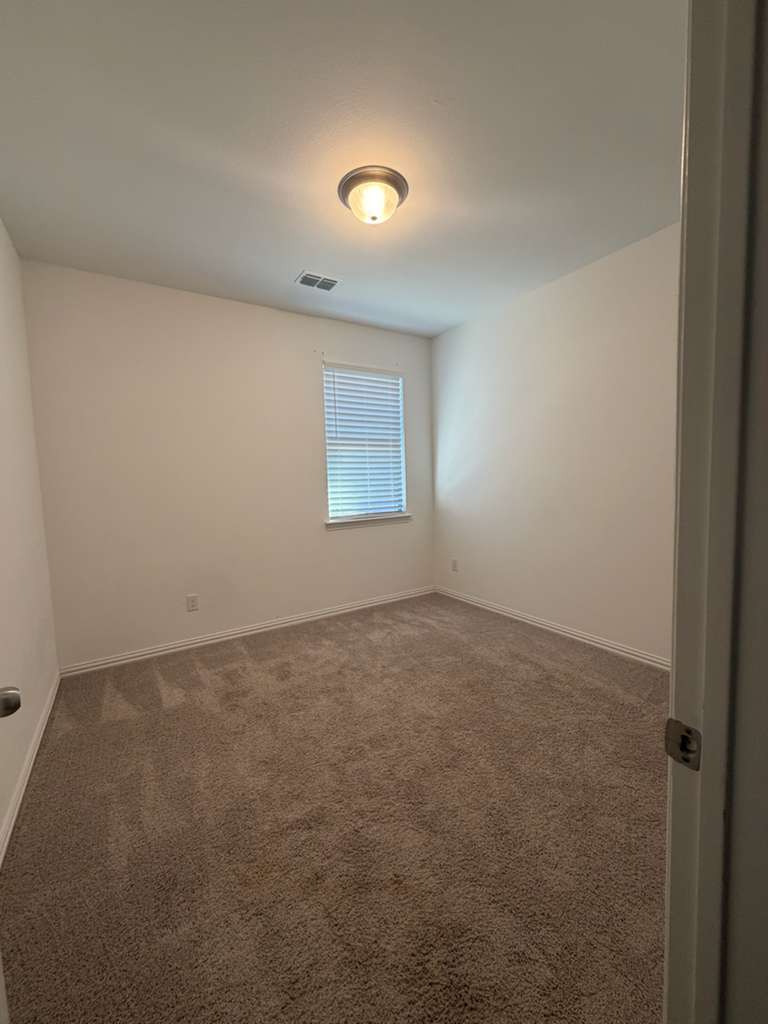 Building Photo - 3802 Chicory Ct