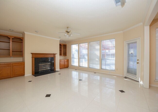 Building Photo - 7405 Stoney Point Dr