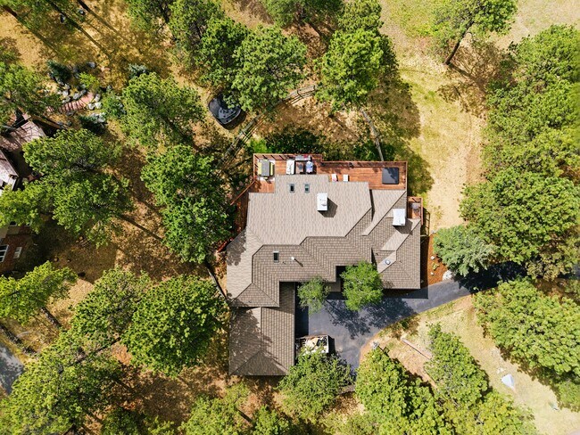 Building Photo - 29596 Targhee Ln