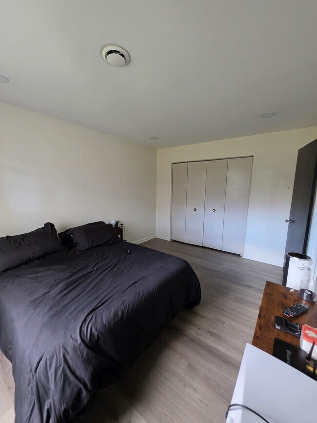 Building Photo - 5701 Lavender Plaza