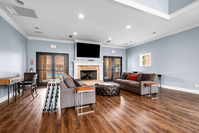 Building Photo - 2310 Elliott Ave