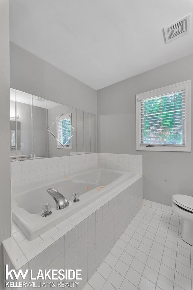 Building Photo - 51460 Blue Spruce Dr