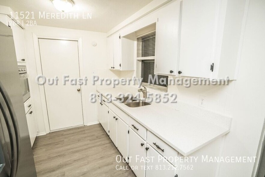 Building Photo - 11521 Meredith Ln