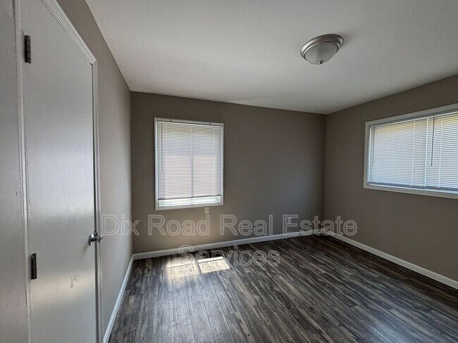 Building Photo - 3626 Runyon Ave