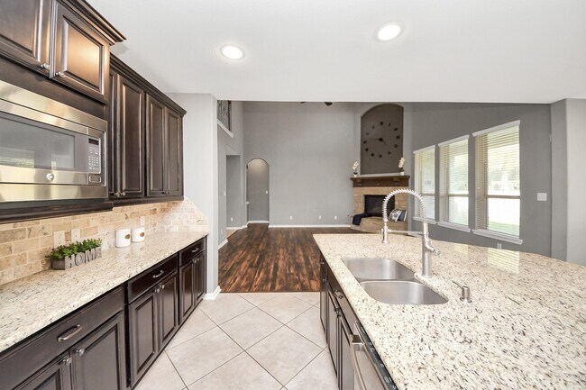 Building Photo - 3544 Woods Estates Dr