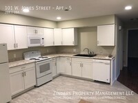 Building Photo - Newly remodeled 2 bedroom 1 bath apartment...