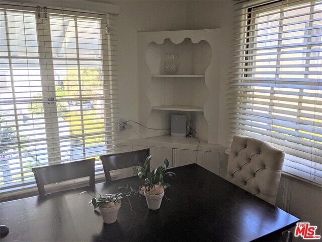 Building Photo - 1610 Glendon Ave