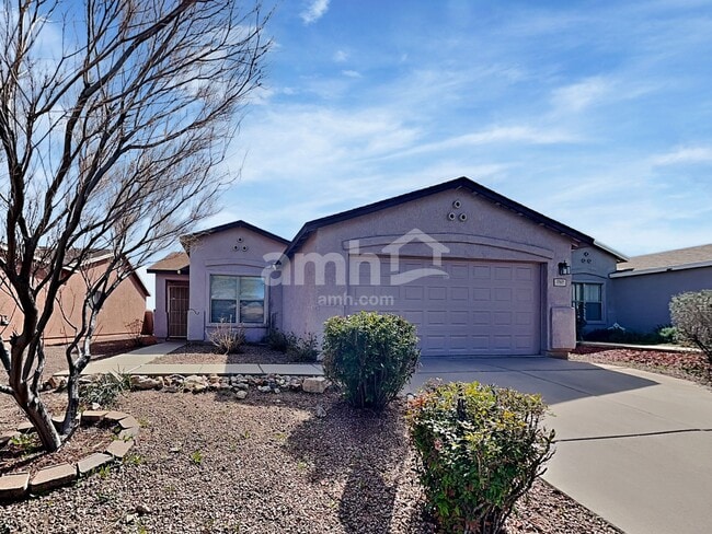 Building Photo - 1767 W Rue De La Montagne