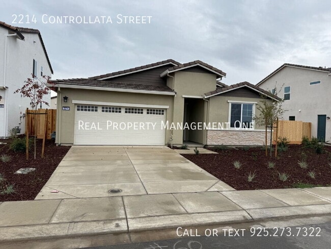 Building Photo - 2214 Controllata St