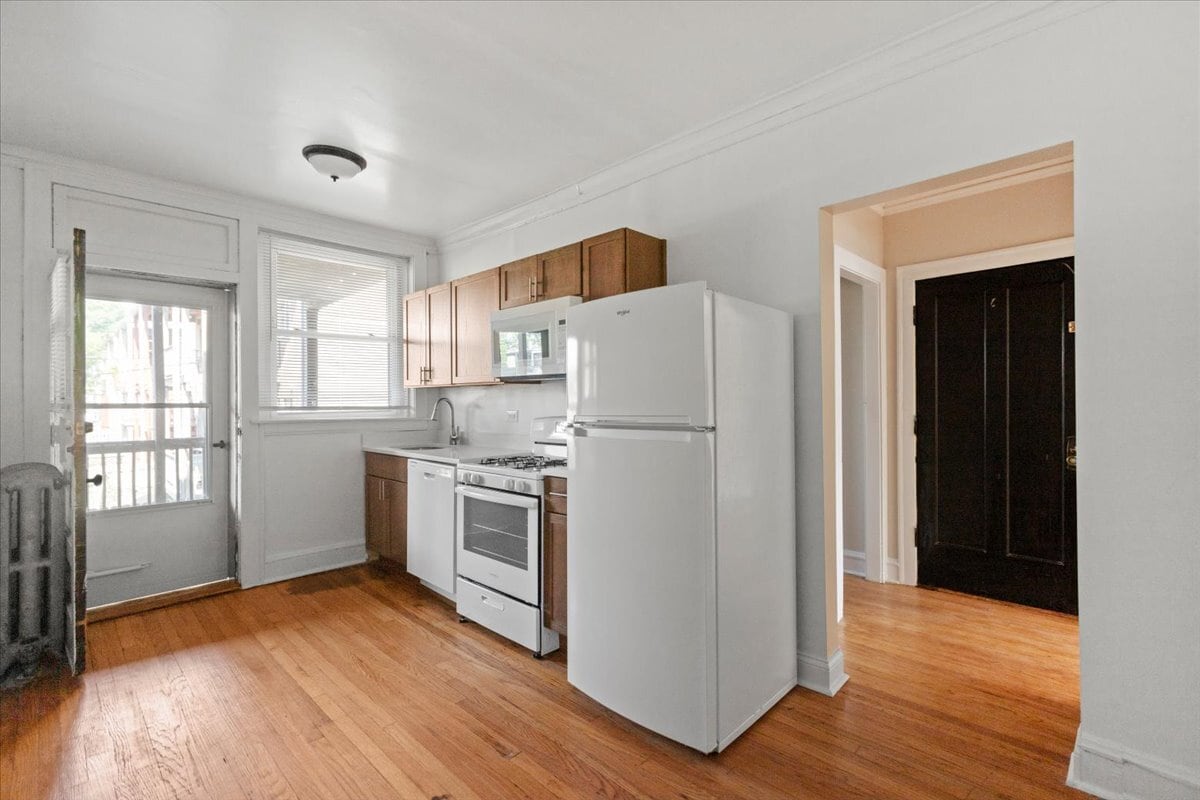 Building Photo - 4105 N Spaulding Ave