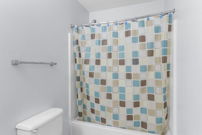 Building Photo - 736 Comet Dr