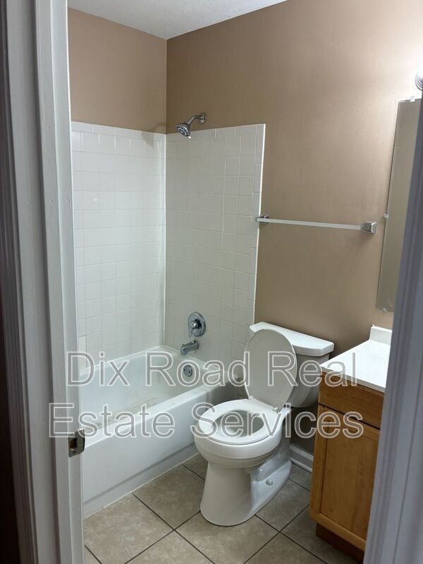 Building Photo - 2747 Tantivy Terrace