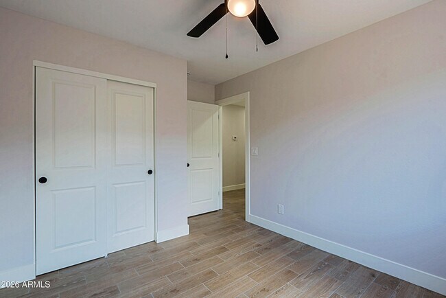 Building Photo - 454 S Pioneer