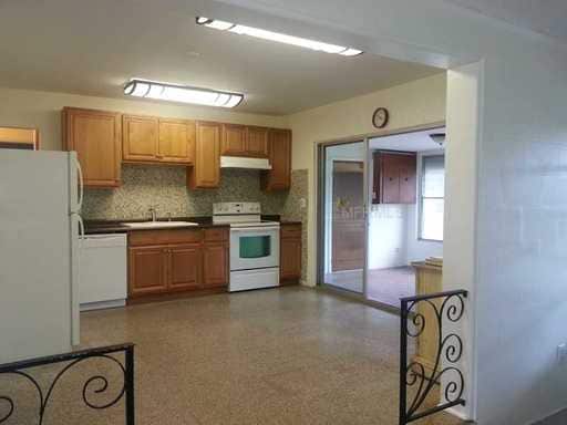 Building Photo - 3752 24th Ave N