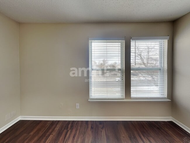 Building Photo - 1281 Rosemary Ct