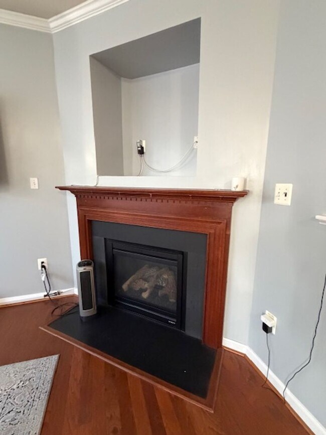 Building Photo - TASKERS CHANCE TOWNHOUSE FOR RENT