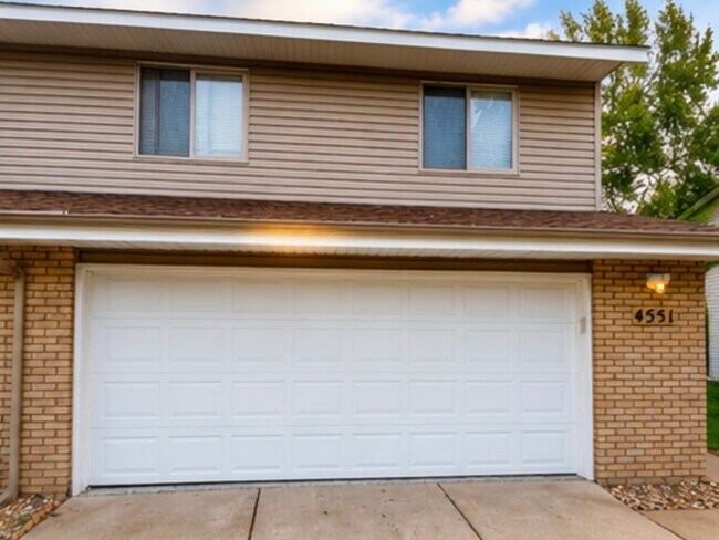 Building Photo - 4551 Scott Trl