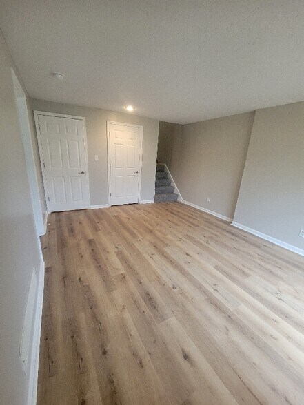 Building Photo - 3841 N 123rd St