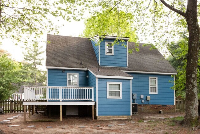 Building Photo - 4 Bedroom Home in North Chesterfield ***Available NOW***