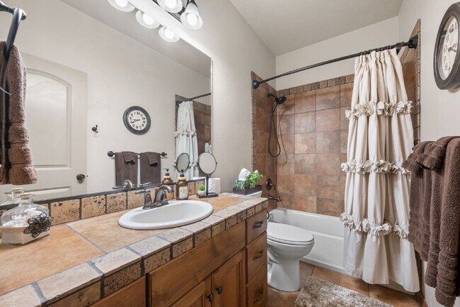 Building Photo - Fully Furnished Home With a View | 1–6 Month Lease | Private Basement Suite + All Essentials Incl...